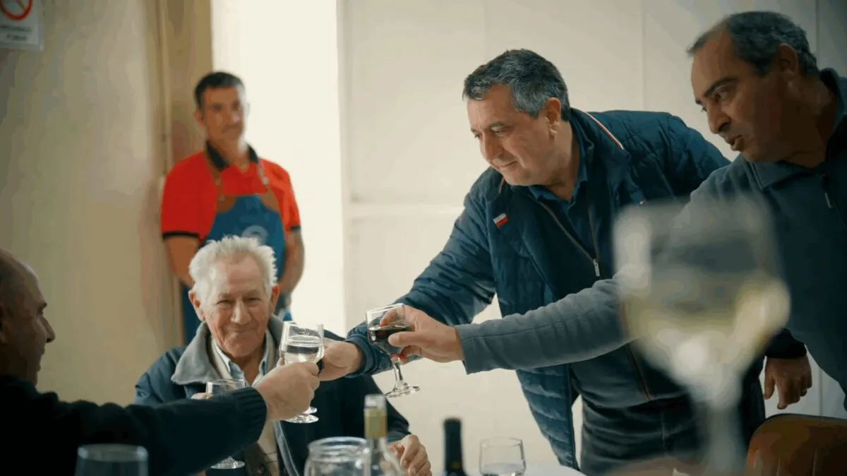 Productores evalúan pérdidas en fincas de Calle Larga. Productores evalúan pérdidas en fincas de Calle Larga.