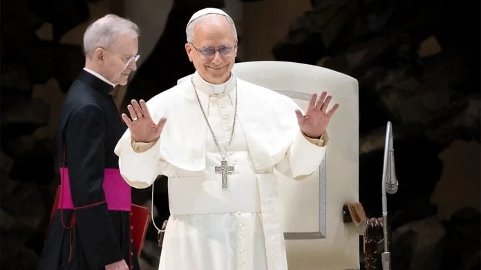 León XIV habría manifestado que "es el momento" de reencontrarse con su pueblo. Papa-Leon-XIV-AR