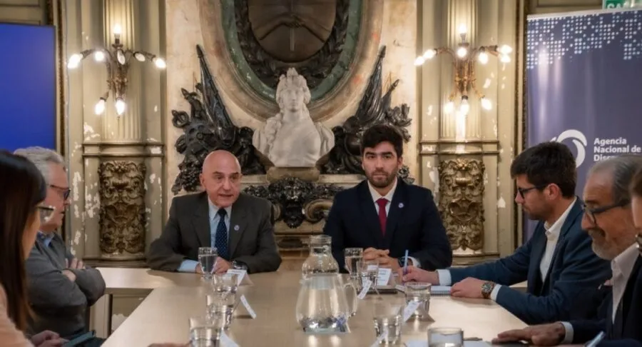 Reunión entre Salud, ANDIS y PAMI donde se definieron los nuevos aumentos en Discapacidad. Reunión entre Salud, ANDIS y PAMI donde se definieron los nuevos aumentos en Discapacidad.