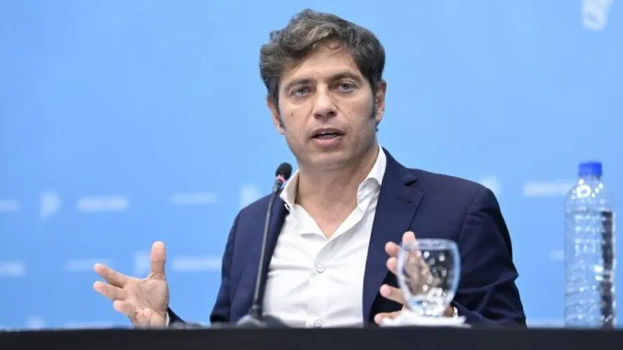Axel Kicillof criticó la iniciativa y la comparó con las reformas de los años 90. Axel Kicillof criticó la iniciativa y la comparó con las reformas de los años 90.