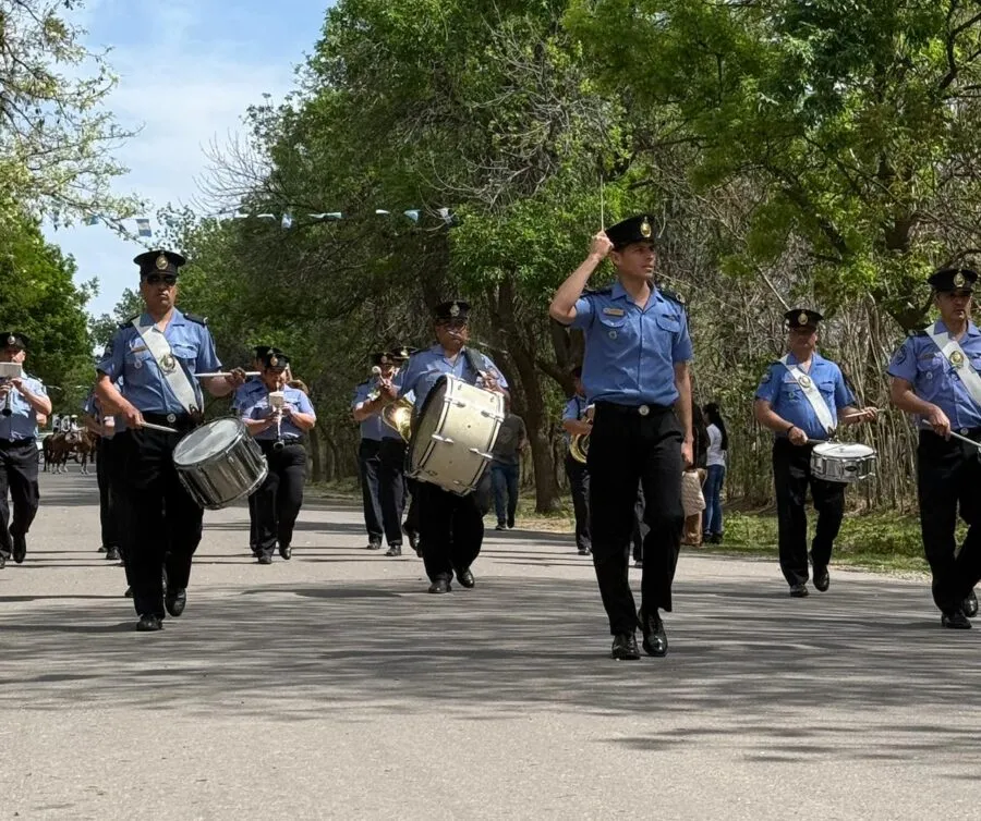 Acto oficial y desfile por el 105º aniversario de Punta del Agua