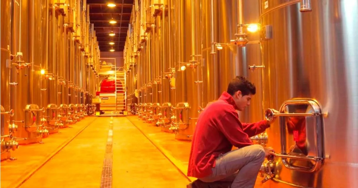 Tanques llenos y escasa demanda complican el panorama del sector.