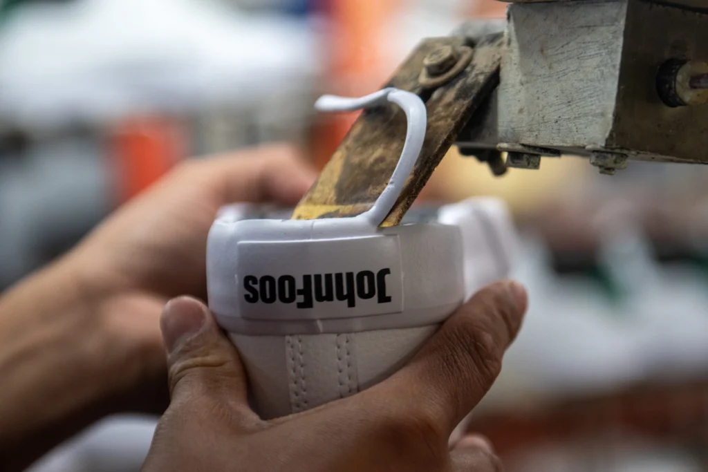 cierre-de-empresas-john-Foos