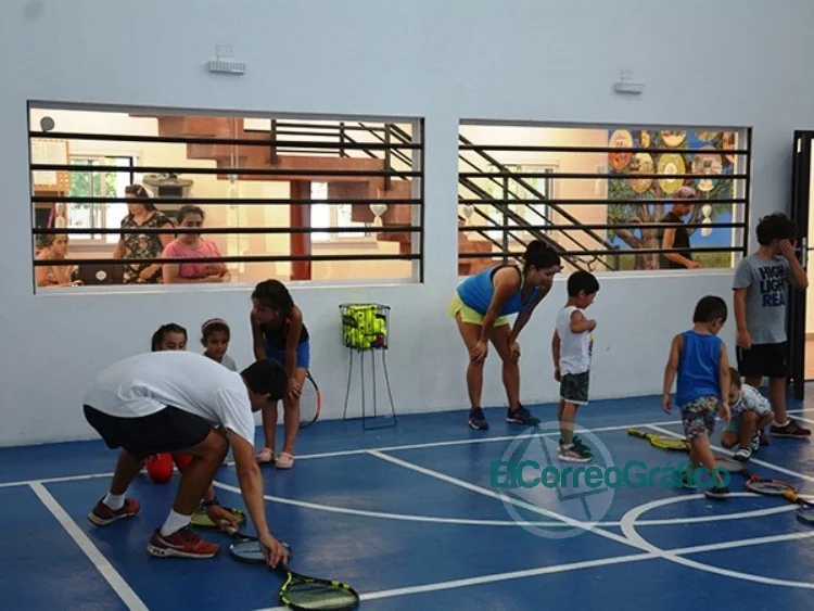 Actividades deportivas en el Club Papa Francisco