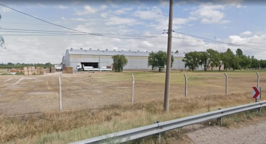 La fábrica de envases de hojalata de COMECA en San Rafael, ahora vacía y en proceso de desmantelamiento.