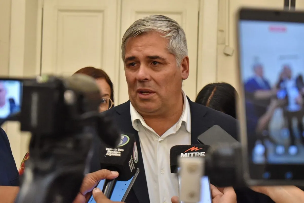 Para Germán Gómez, la crisis en la vitivinicultura mendocina requiere medidas urgentes y explicaciones del ministro Rodolfo Vargas Arizu.