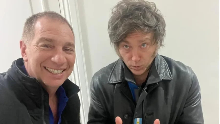 Diego Santilli se reunió con Javier Milei en la Quinta de Olivos. Diego Santilli se reunió con Javier Milei en la Quinta de Olivos.