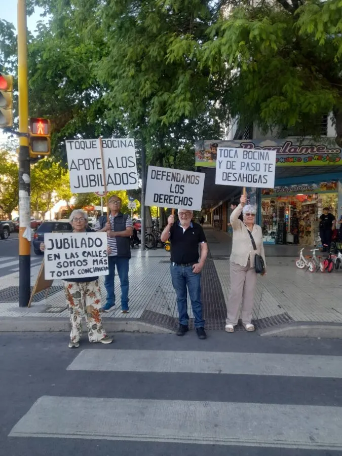 Protesta de jubilados en el Km 0