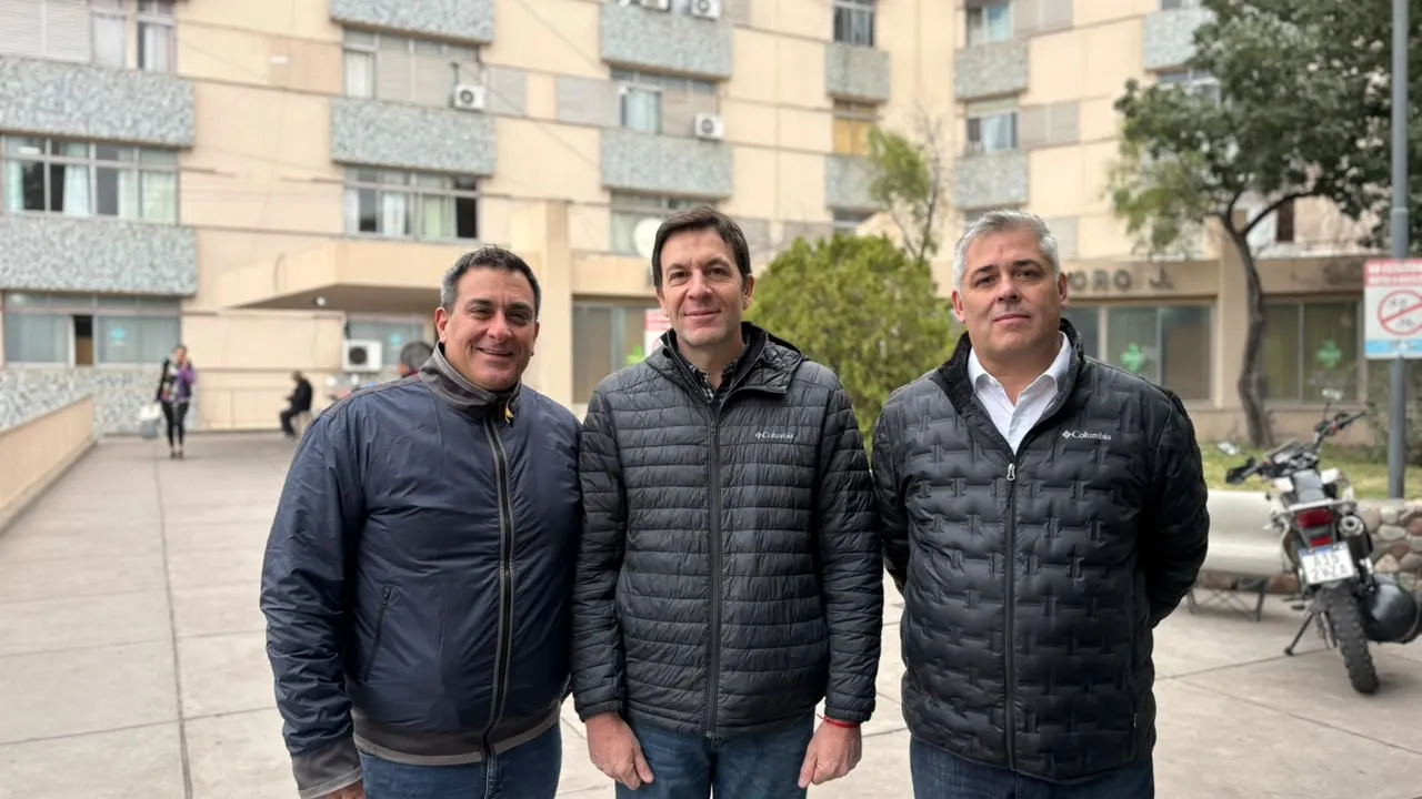 Legisladores justicialistas reclamaron respuestas por la crisis del Hospital Schestakow.