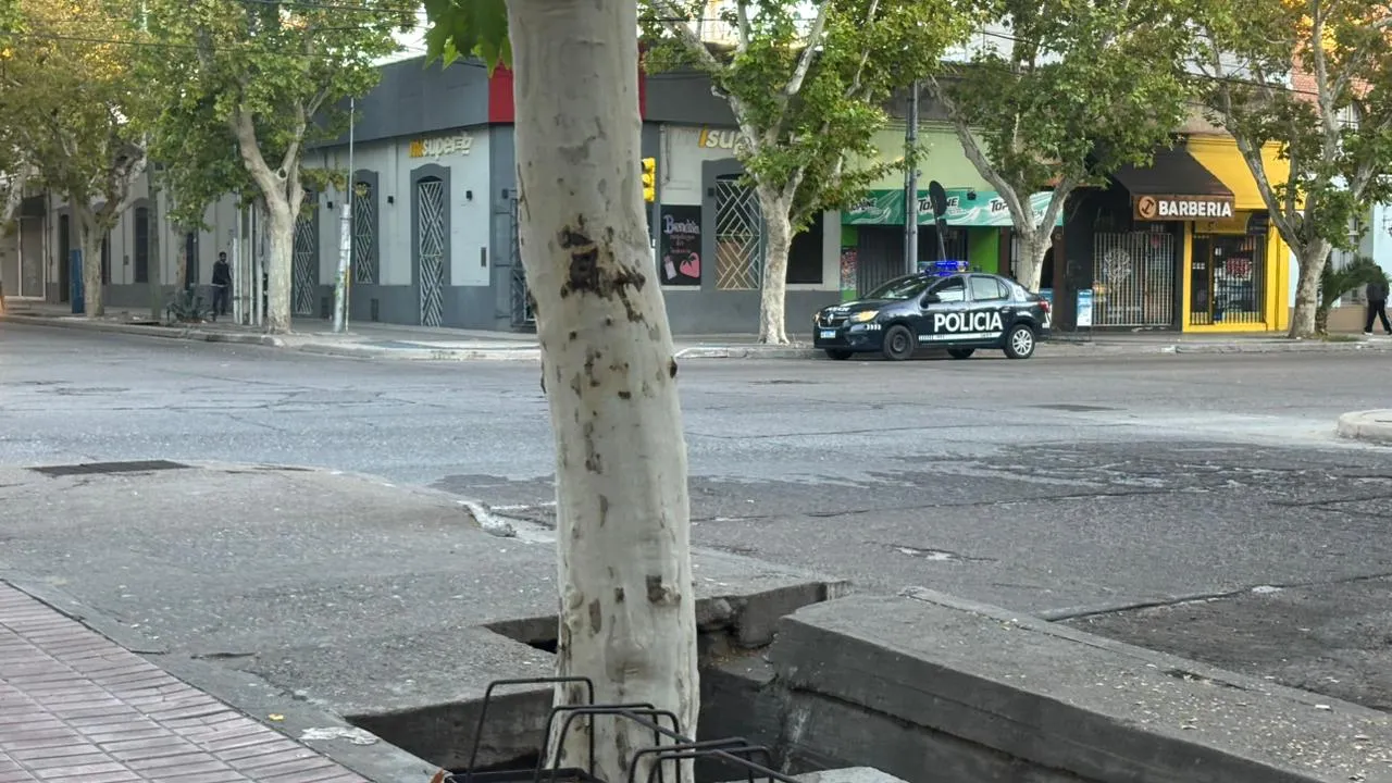 Refuerzo policial en instituciones educativas tras los mensajes intimidatorios