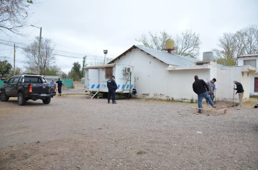 Pasaron años desde que se colocó la “piedra fundamental” del nuevo edificio, que nunca se construyó.