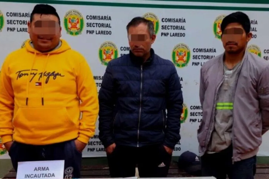 El Señor J, de 31 años, oriundo de Trujillo, tuvo causas penales en su país El Señor J, de 31 años, oriundo de Trujillo, tuvo causas penales en su país