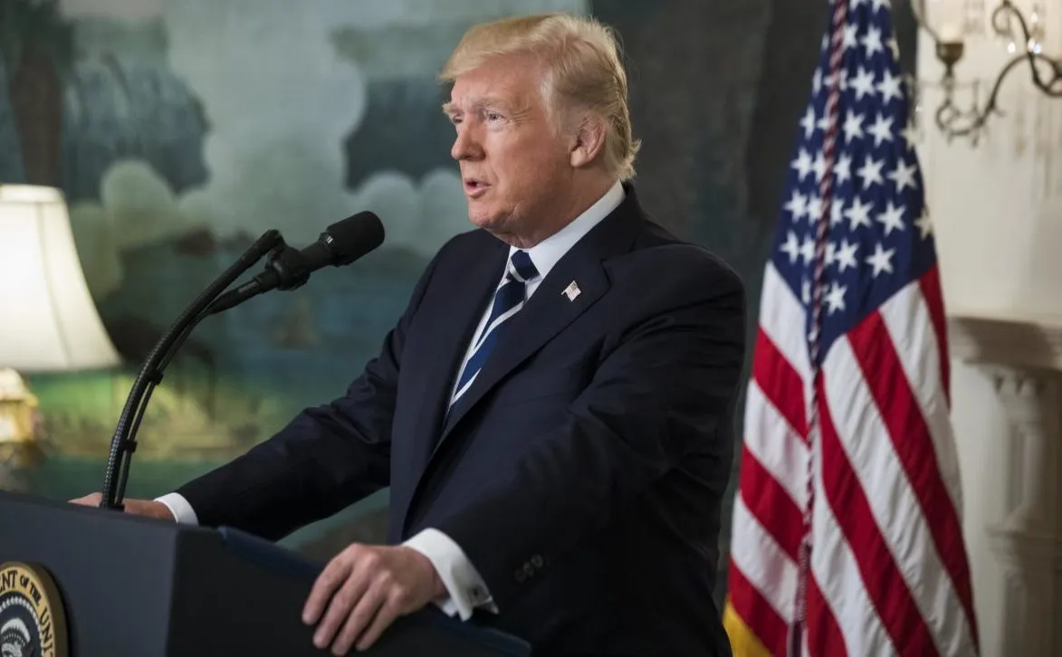 Donald Trump durante una conferencia donde confirmó la ofensiva militar contra Venezuela.