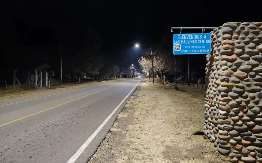 El Municipio inauguró luces Led en Malvinas