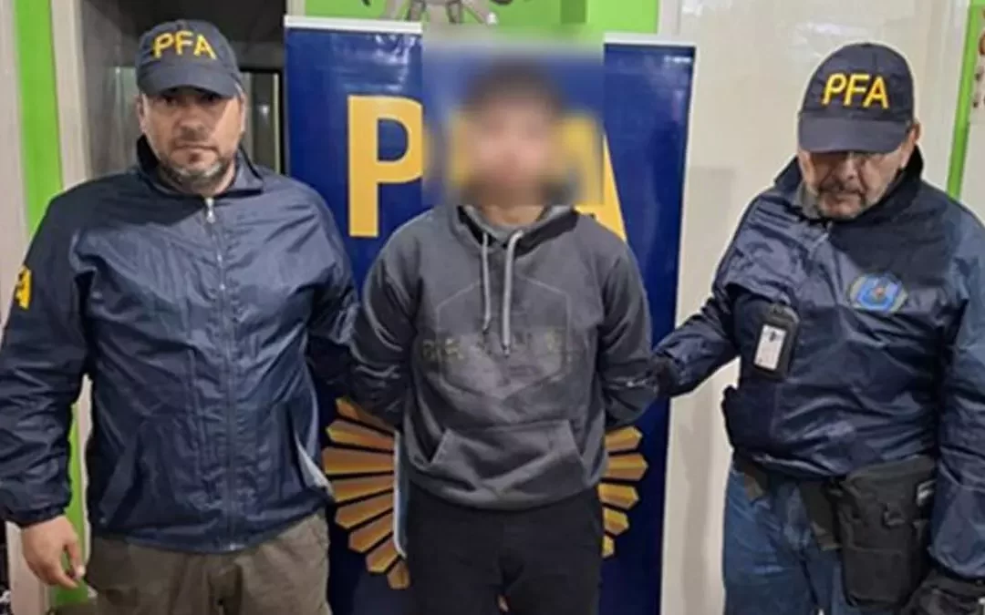 Detuvieron a un iraquí con documentación presuntamente falsa frente a la Embajada de Israel