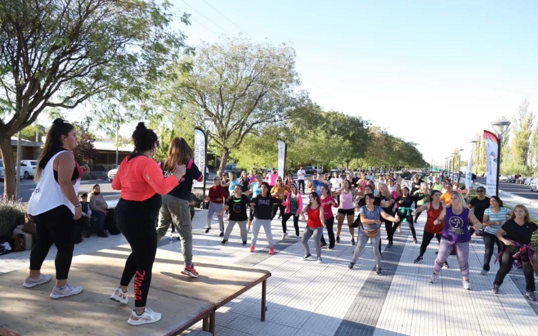 «Zumba Rosa» para concientizar sobre el cáncer de mama