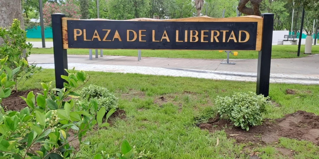 Hoy se inaugura la renovada Plaza Libertad