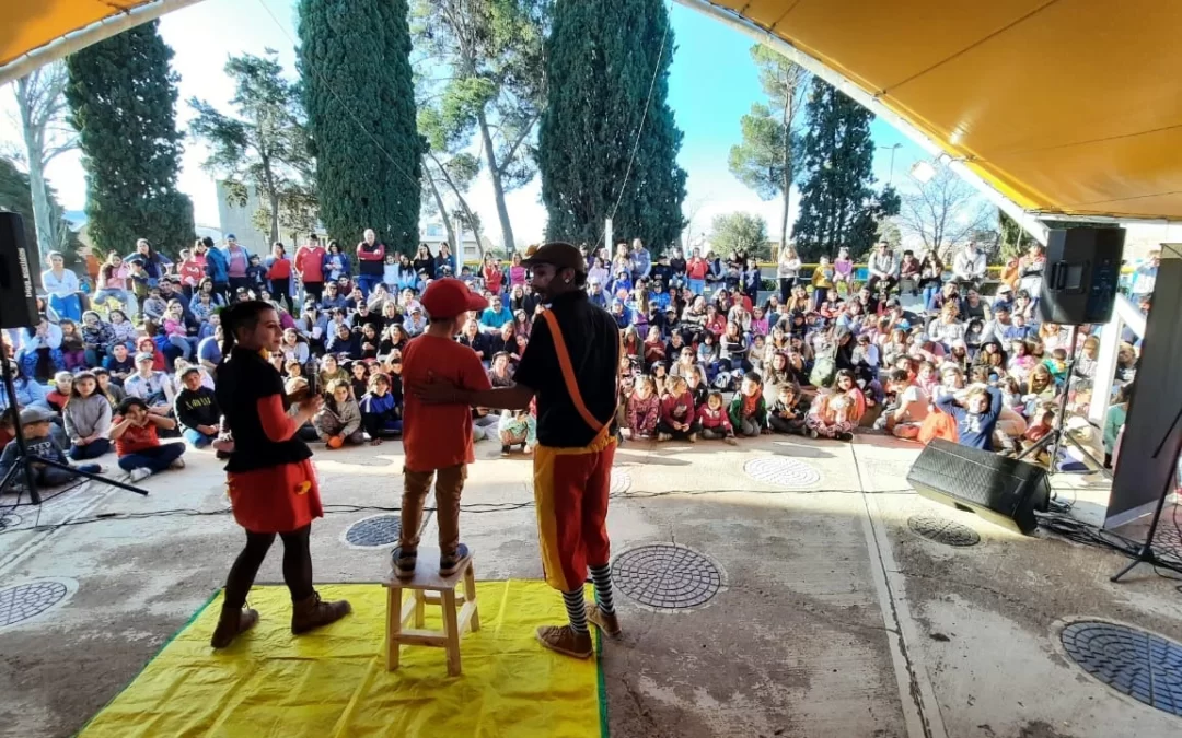 Durante todo el verano habrá espectáculos infantiles en el teatrino del Parque de los niños