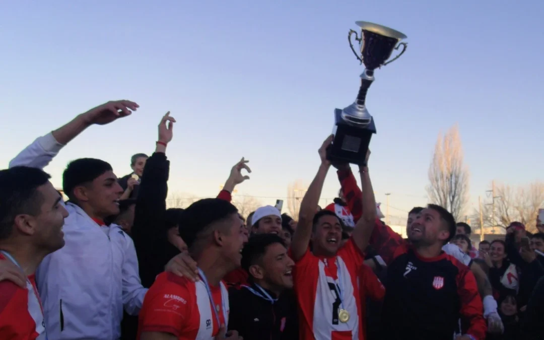 En un apasionante final El Porvenir se consagró campeón del futbol Local