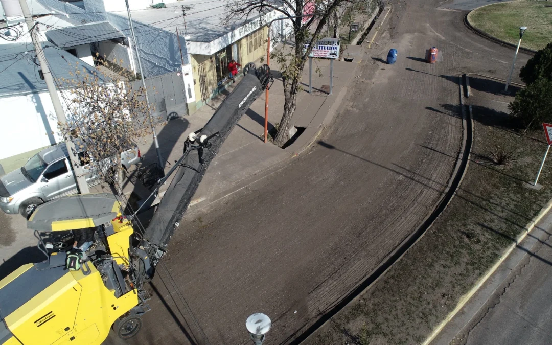Todo listo para que esta semana la Avenida Zapata reciba su nueva carpeta asfáltica