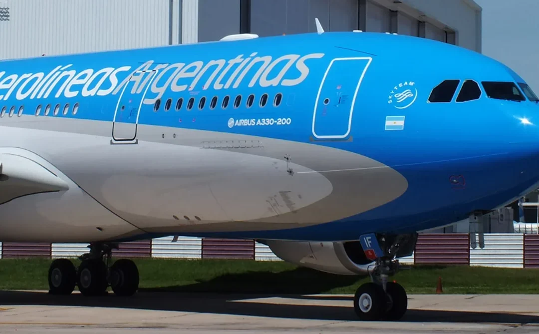 Diputados comienza a discutir la privatización de Aerolíneas Argentinas en el Congreso