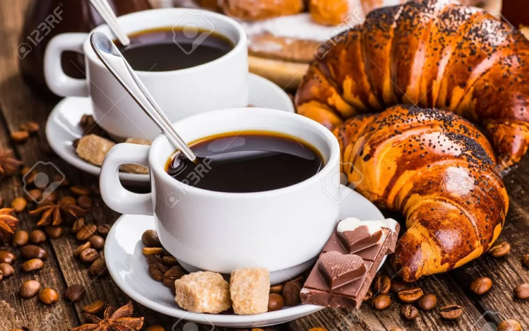 El Gobierno gasta más de $75 millones en café, azúcar, medialunas y panes