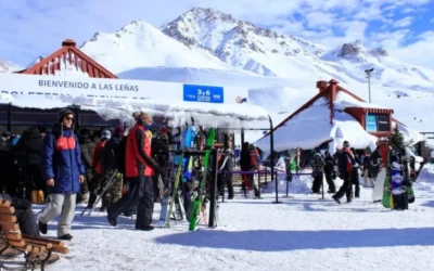 Las Leñas sorprende con una temporada histórica: acumula nieve récord y anticipan un invierno más largo