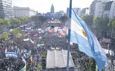Paro universitario: docentes y no docentes frenan el inicio de clases y reclaman un aumento salarial del 50%