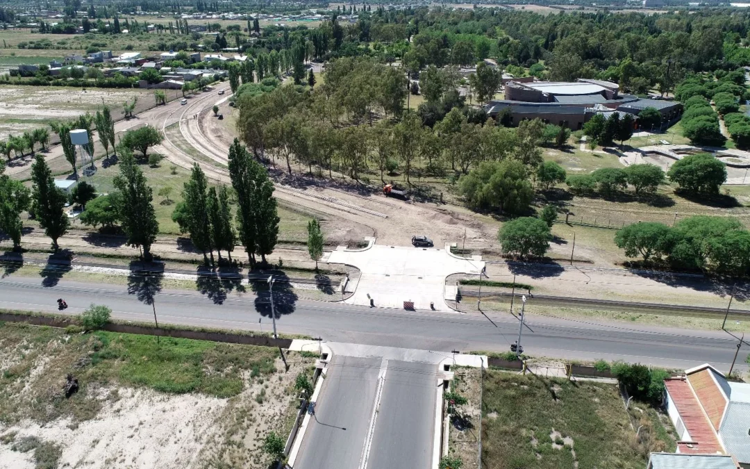 El notable avance del nuevo corredor y ciclovía de la avenida Chacabuco