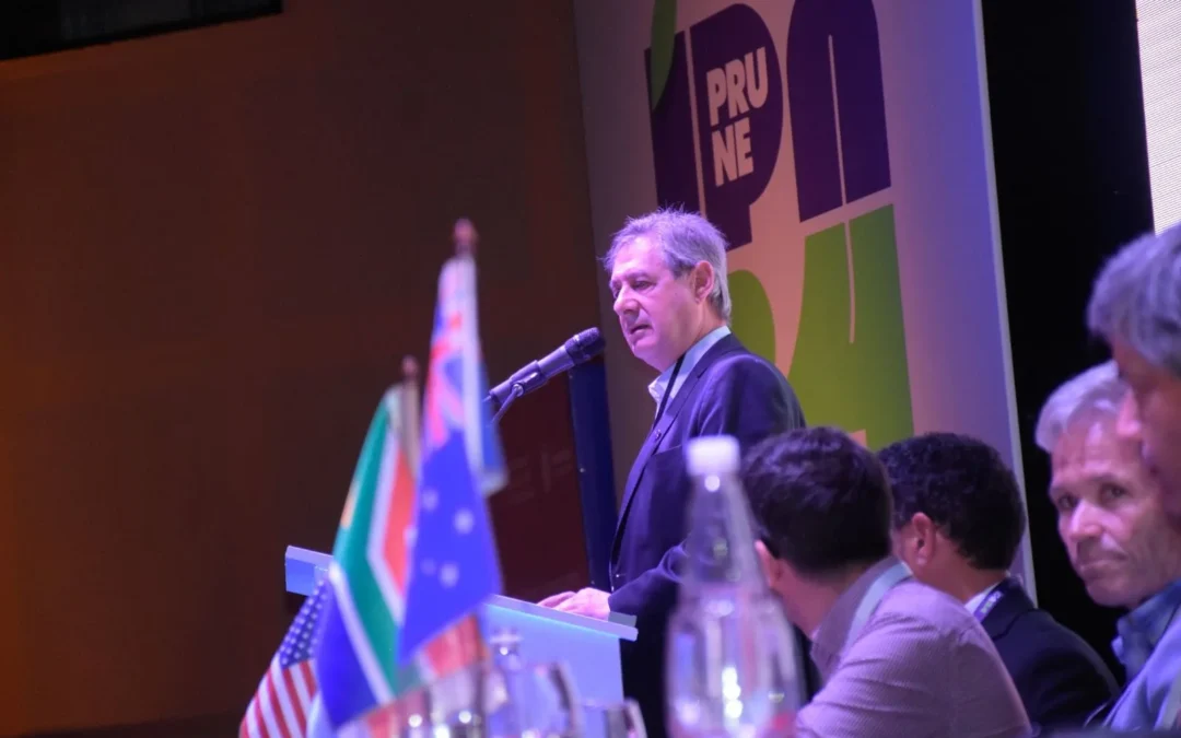Congreso Internacional: Omar Félix resaltó la importancia de la ciruela en la economía del sur mendocino