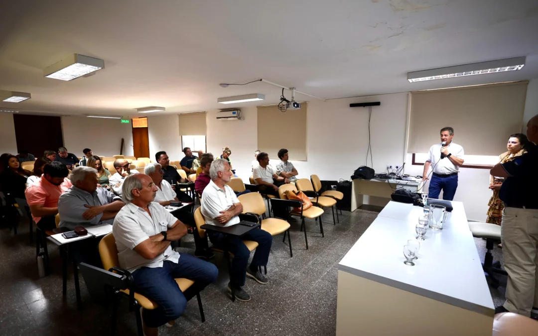 Omar Félix recibió a miembros de la CONAE para optimizar información satelital de San Rafael