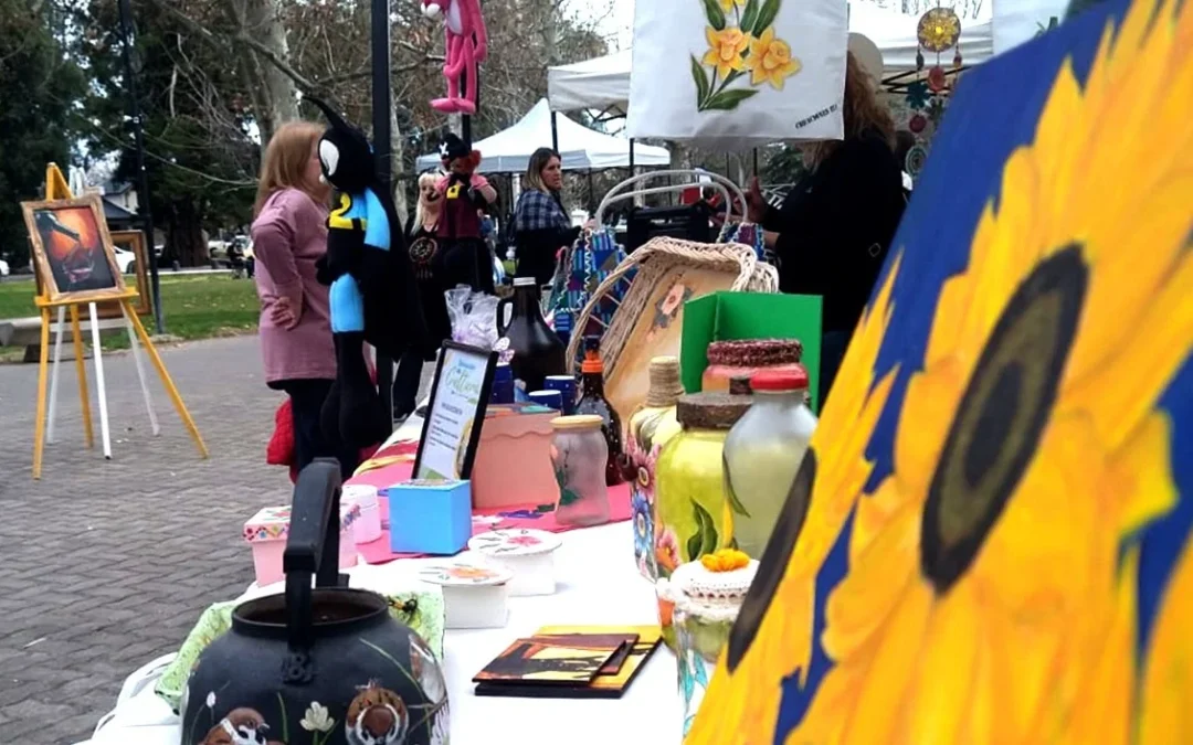 Con una gran Expo y Venta cierra el año de los Talleres Socioculturales