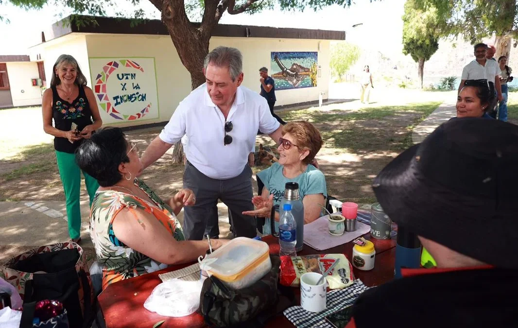 El Intendente Omar Félix acompañó a los adultos mayores del programa Turismo Social en Los Reyunos