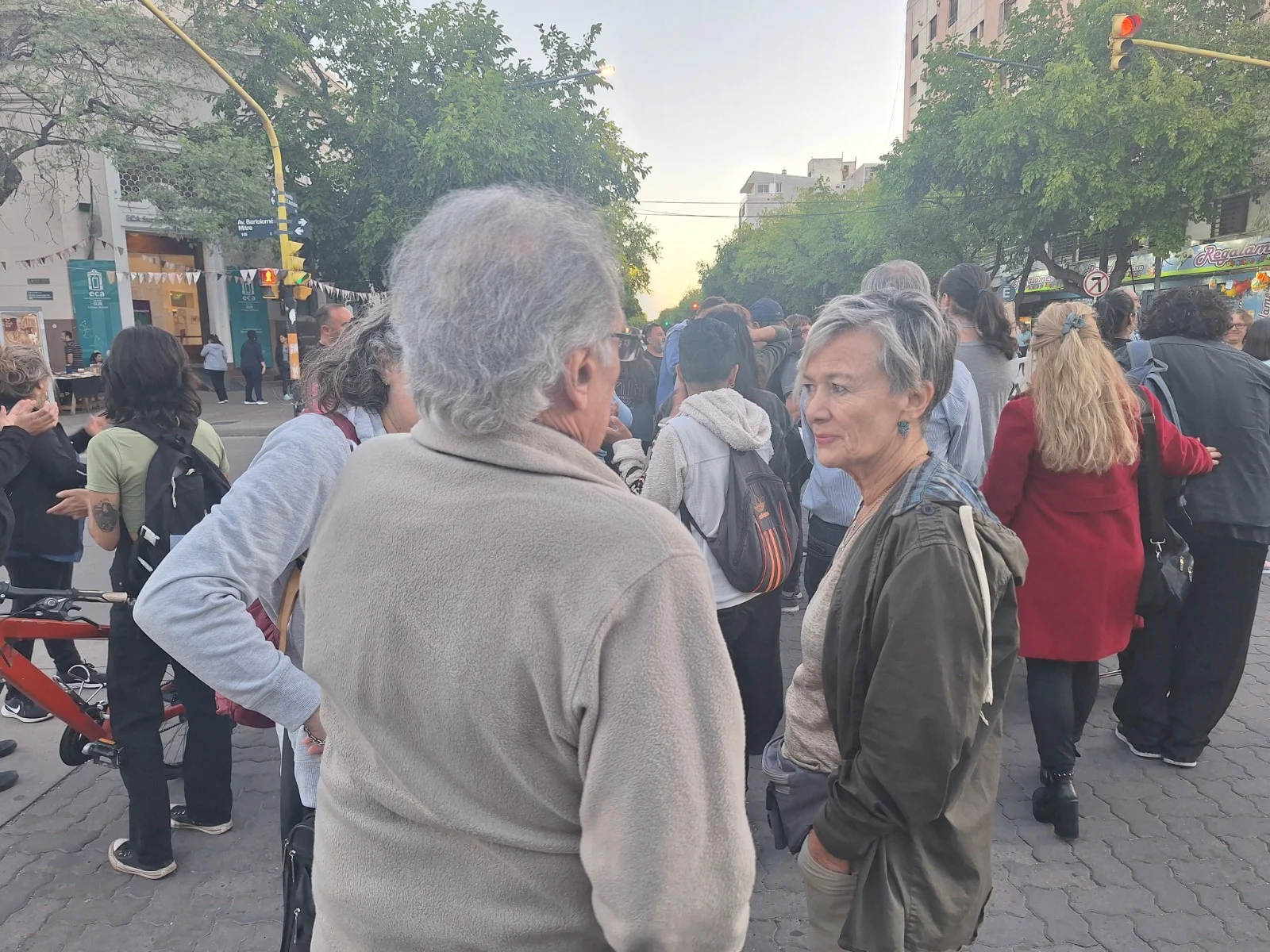 Los jubilados de San Rafael se movilizaron al KM0 jubilados-de-san-rafael-se-movilizaron-al-km-0