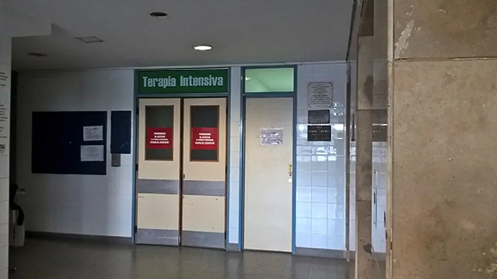 Motociclista en terapia intensiva luego de un siniestro vial en calle Buchardo