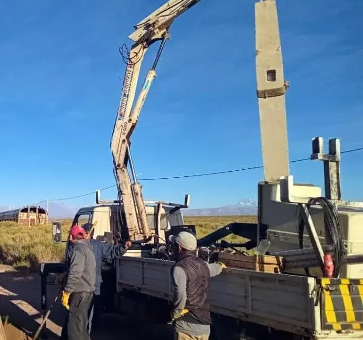 Los Parlamentos: los vecinos tendrán energía eléctrica y luces led en sus accesos