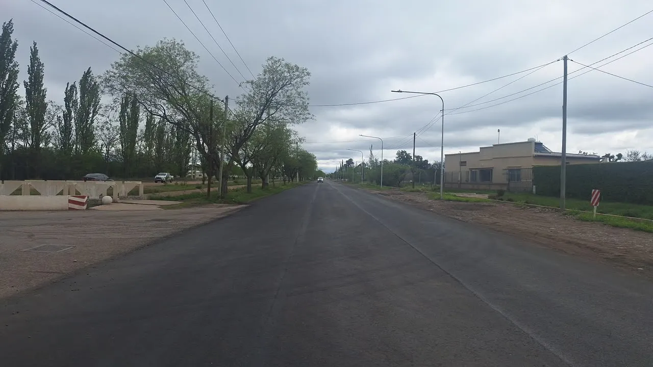Finalizaron los trabajos de asfaltado en avenida Rawson, entre Rivadavia y Granaderos, en San Rafael.