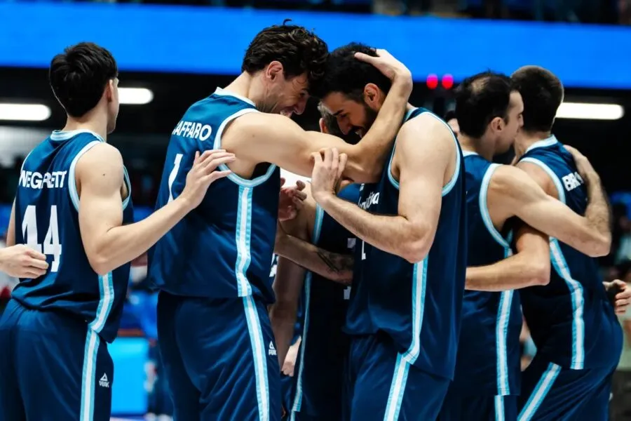 Argentina irá a semifinales con Canadá