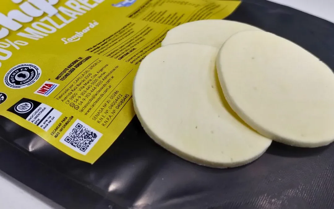 Innovación alimentaria: desarrollan chips de mozzarella como snack saludable y de alto valor nutricional