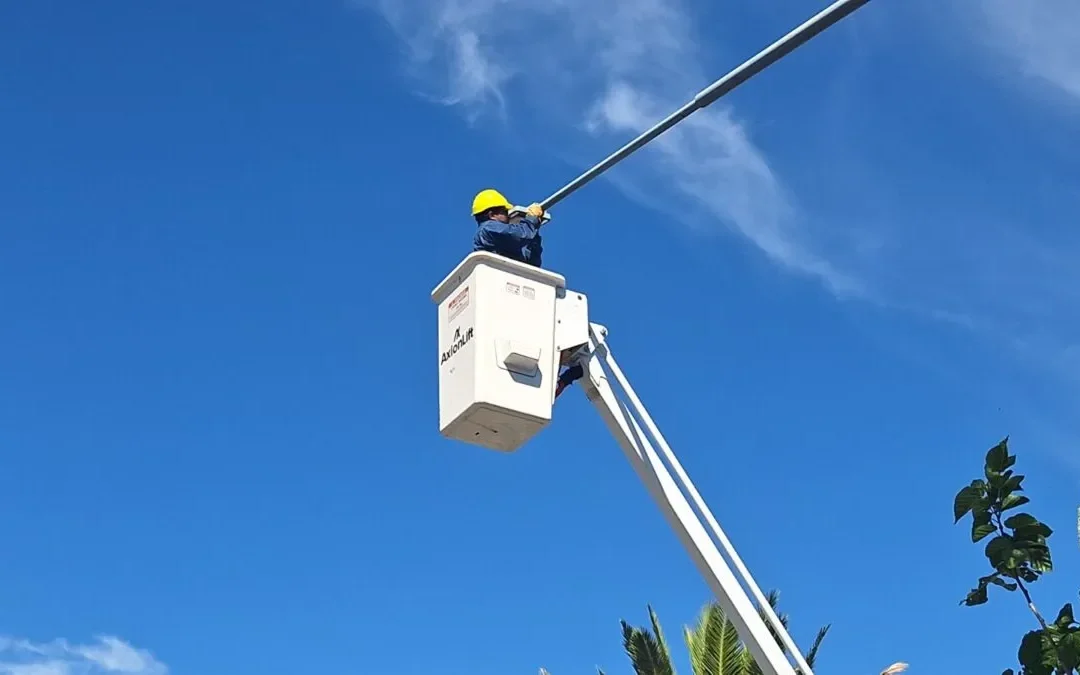 El Municipio instala luces led más potentes en avenida Mitre