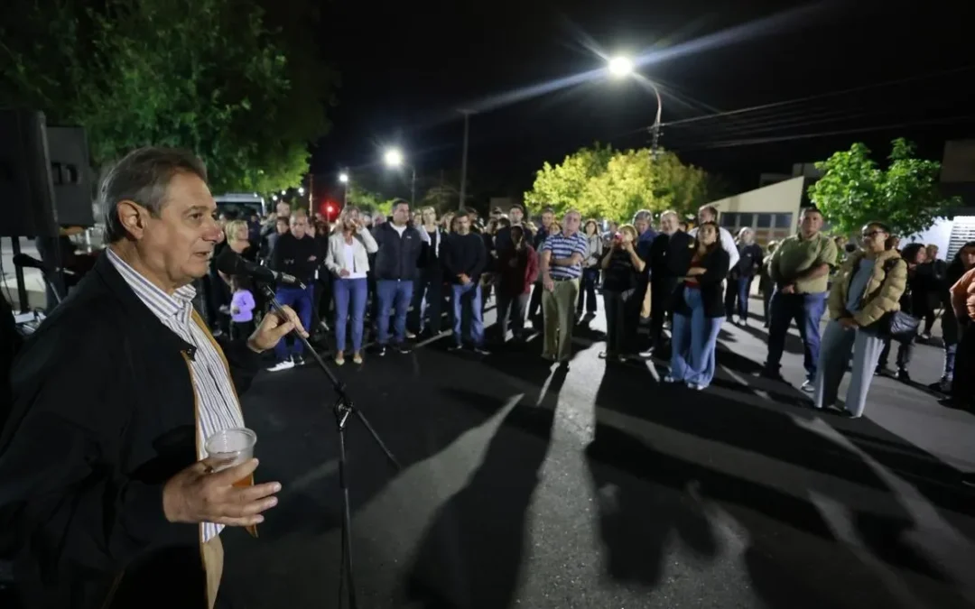 Así se abrió al tránsito el nuevo pavimento y obras complementarias de Pedro Vargas