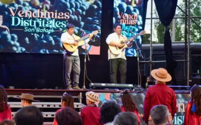 Julieta Abigail Romero y Briseida Apiolazza, son las nuevas representantes de Las Paredes y El Cerrito