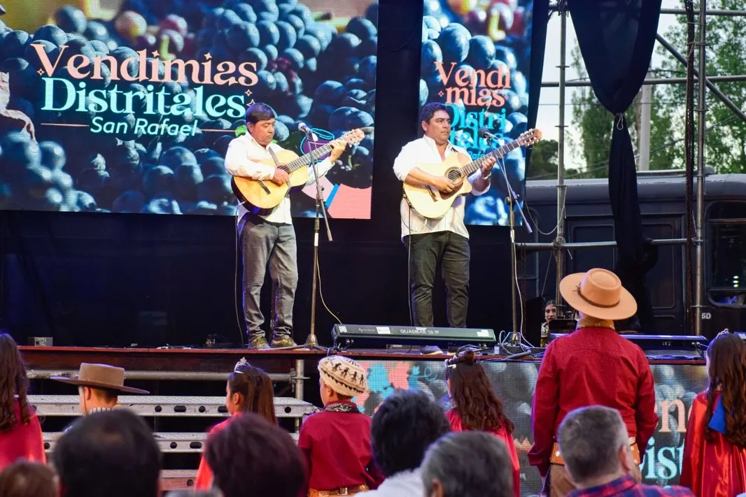 Vendimias distritales San Rafael