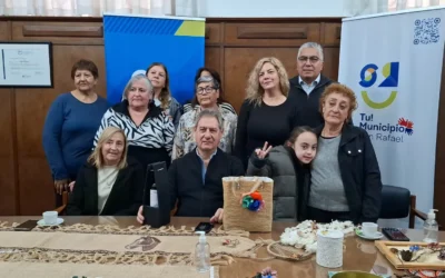 “Abuelas Emprendedoras”: Se confirmó un espacio para sus artesanías