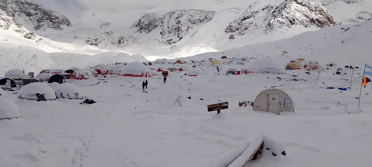 El Aconcagua presenta una importante acumulación de nieve de cara a la próxima temporada.
