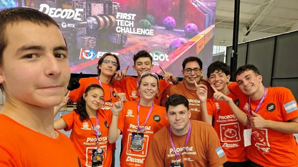 Alumnos del Colegio del Carmen Campeones Argentinos de Robótica