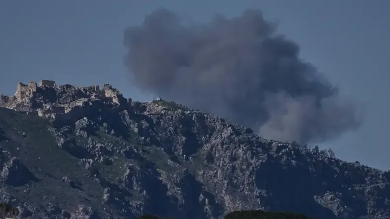 Bombardeos israelíes sobre objetivos de Hezbolá en Beirut.