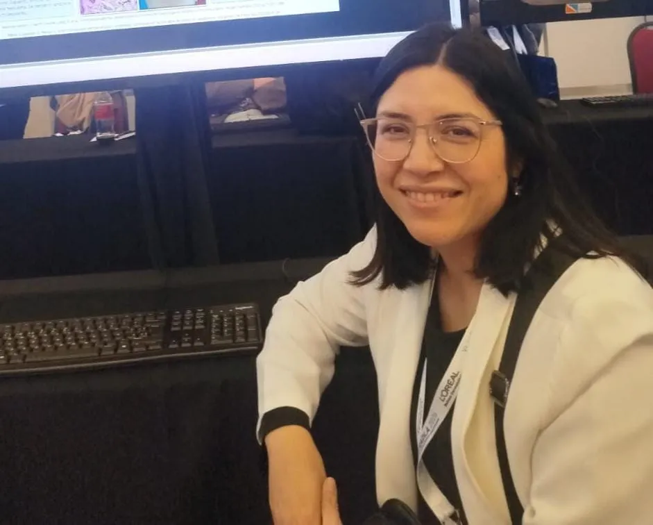 Avelina Merino, médica dermatóloga.