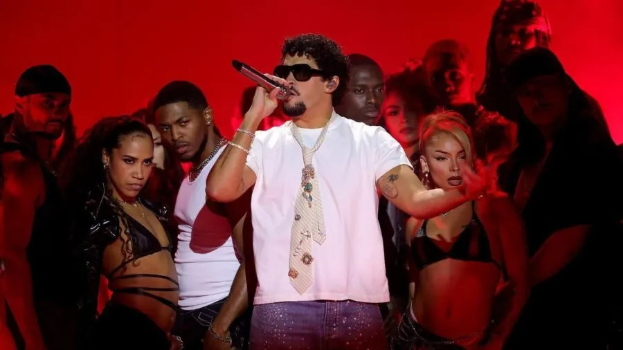 Bad Bunny encabezará el show de medio tiempo del Super Bowl 2026