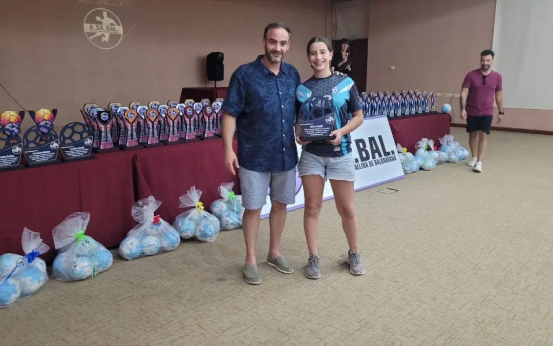 Se realizó la entrega de premios a los campeones del año